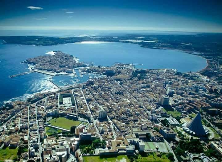 B&B Caravaggio Siracusa 200 Metres From Ortigia 锡拉库扎 外观 照片